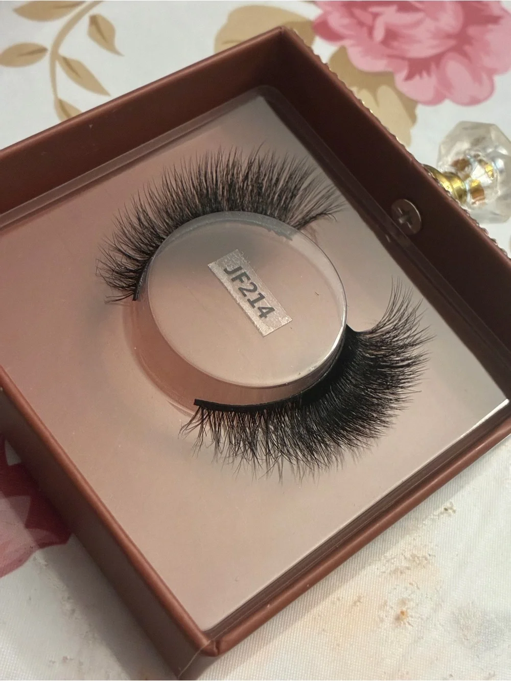 Jen Re Beauty Vegan, Cruelty Free, Lashes